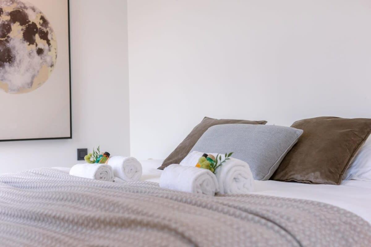 Huswell - Lord - Charming Double Room At Ranch "De Blauwe Zaal" Bruges Exterior foto