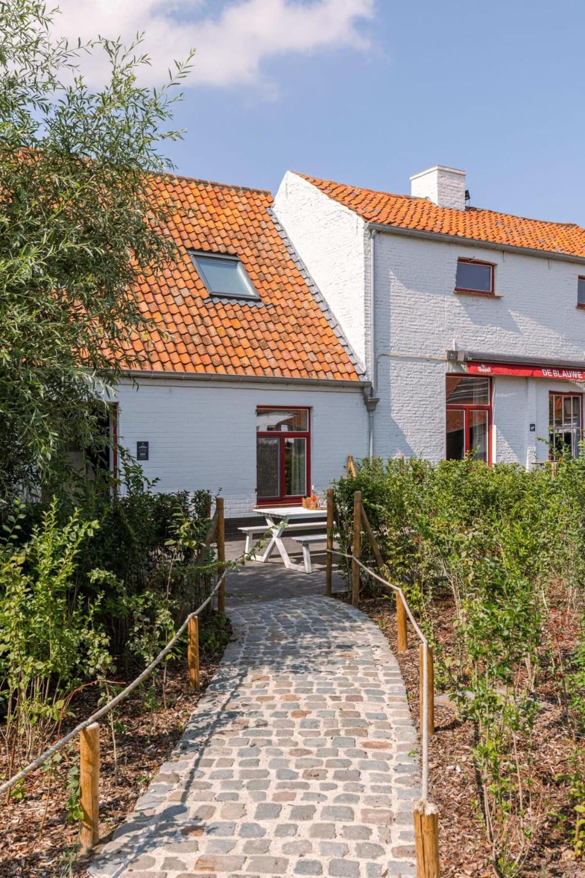 Huswell - Lord - Charming Double Room At Ranch "De Blauwe Zaal" Bruges Exterior foto